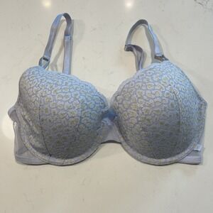 Victoria Secrets Bra 36D Lilac Lace